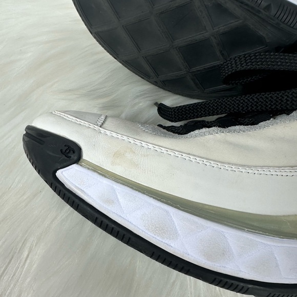 Chanel CC Cap Toe Logo Sneakers Sz 40 - Picture 4 of 16